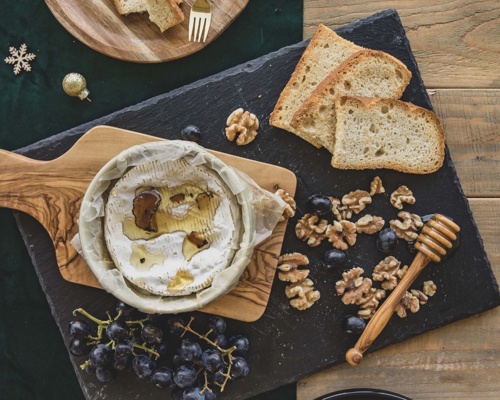 Camembert mit Trüffel Camembert mit Trüffel