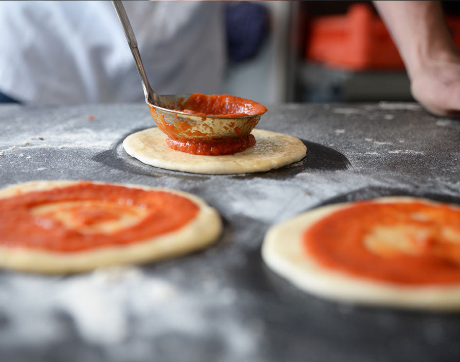 Hausgemachte Pizza