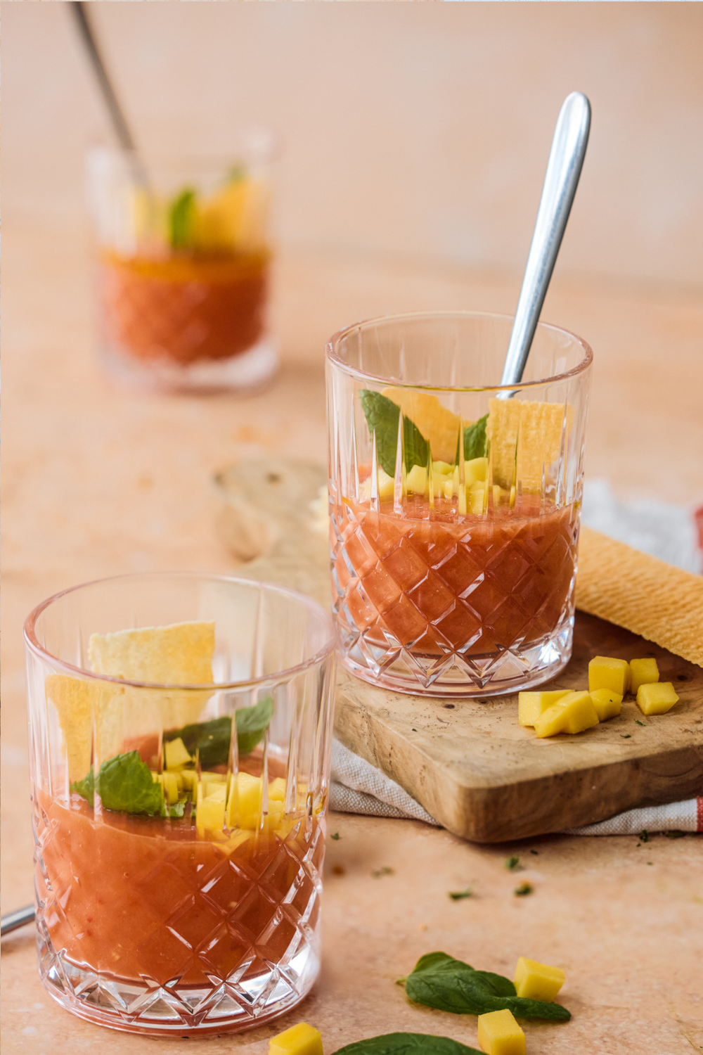 Mango-Gazpacho